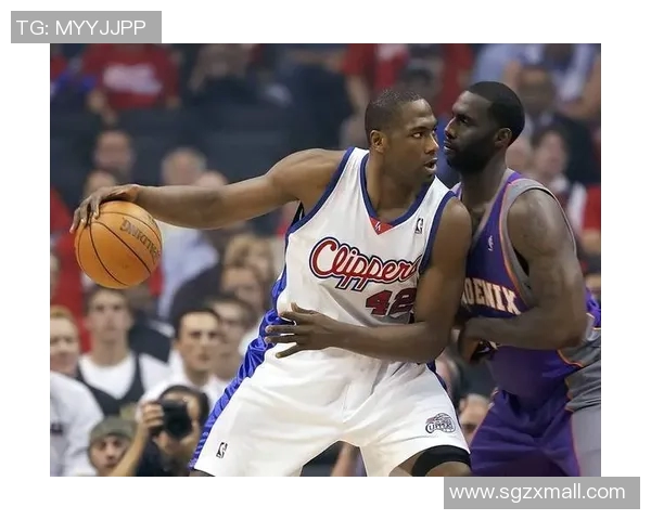 沃德与布兰德的精彩对决揭示篮球战术与个人能力的较量